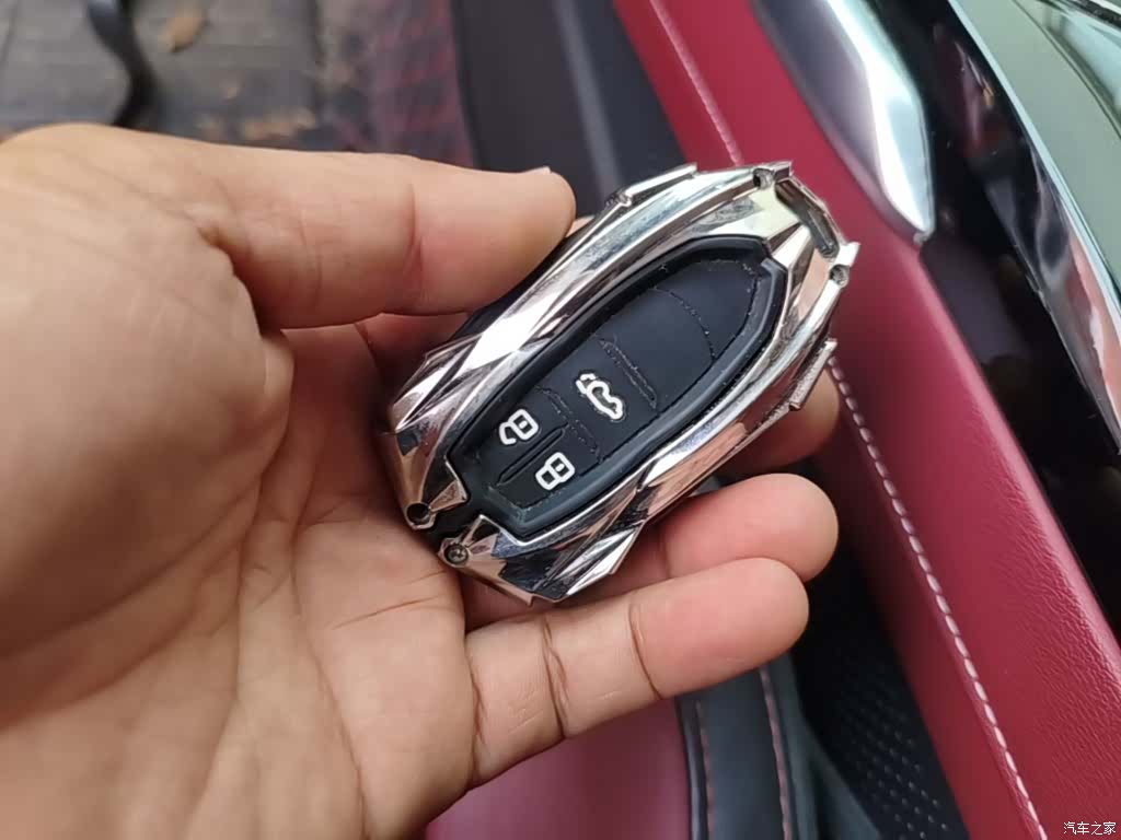 Maxus D60, 2020 9