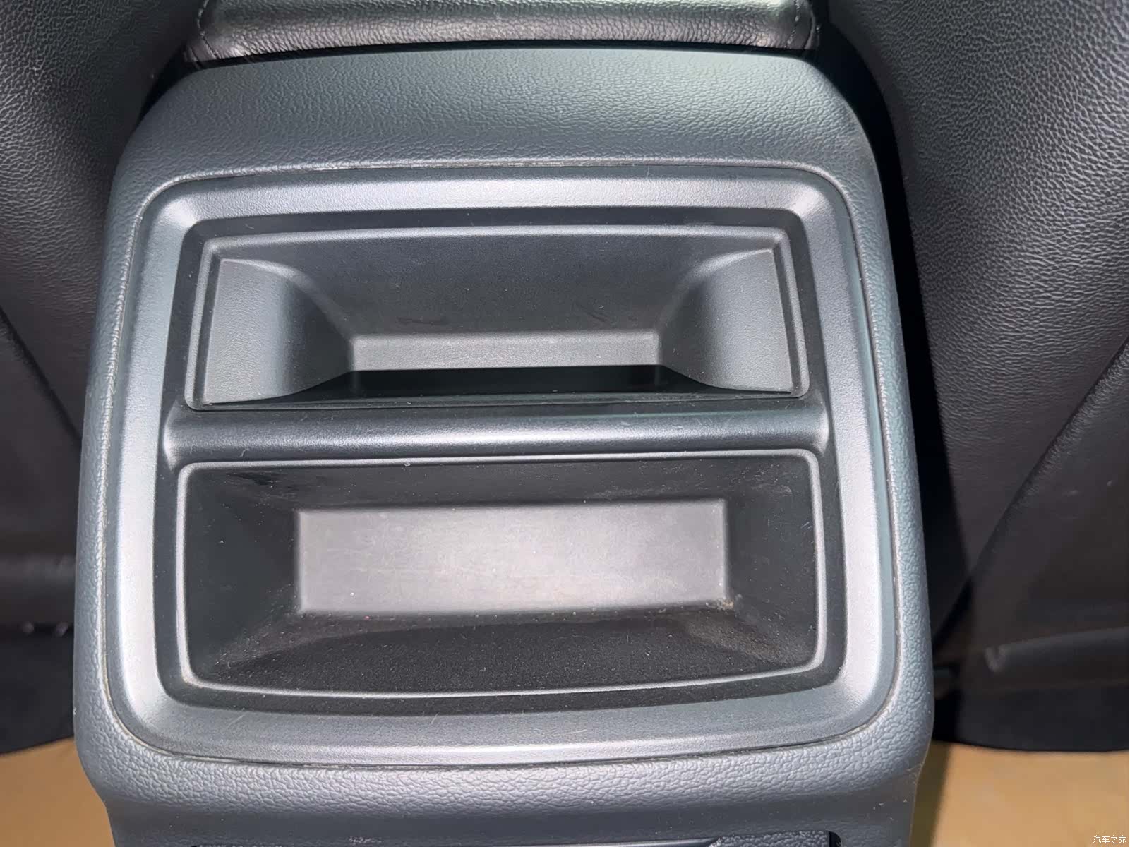 Audi A4L, 2019 9