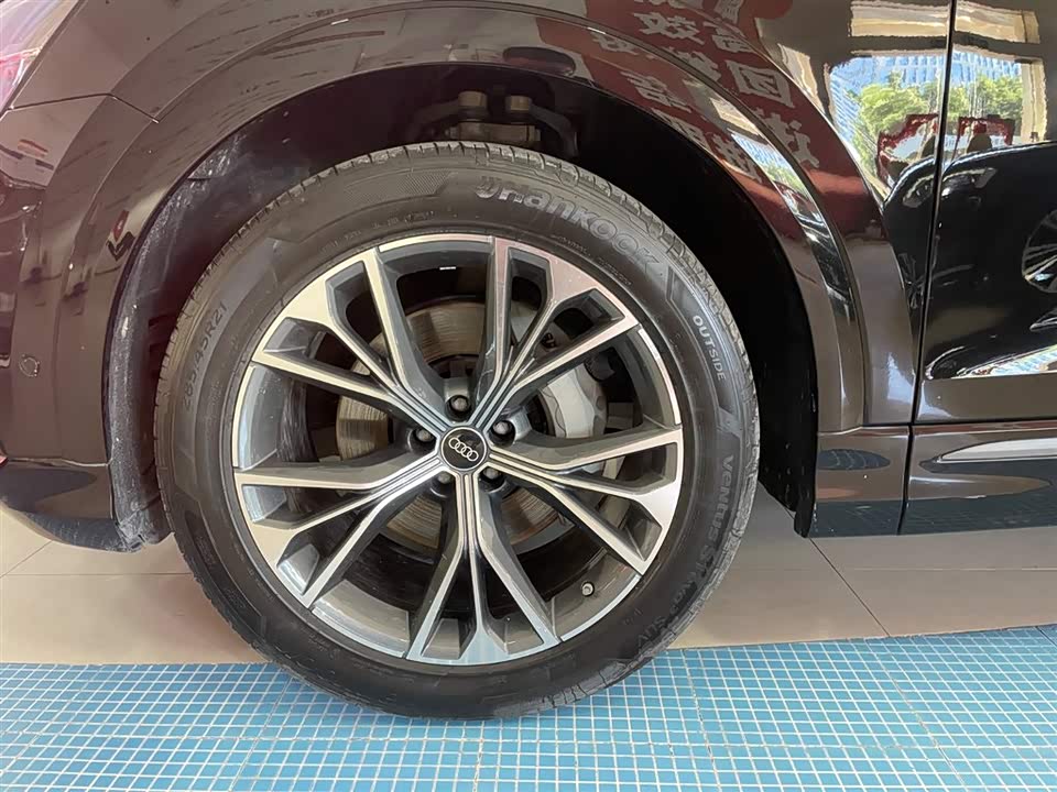 Audi Q8 Audi Q8