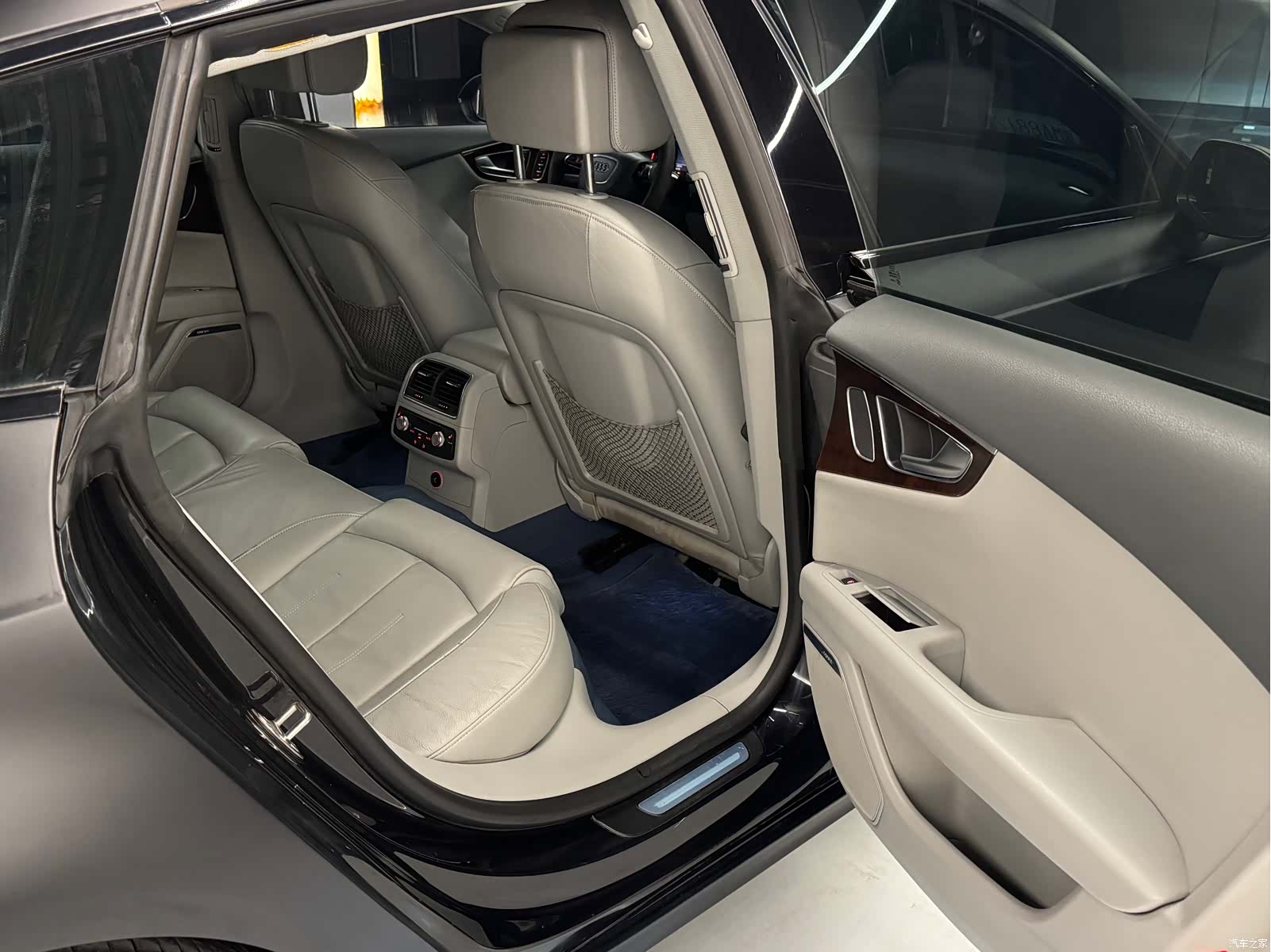 Audi A7, 2012 25