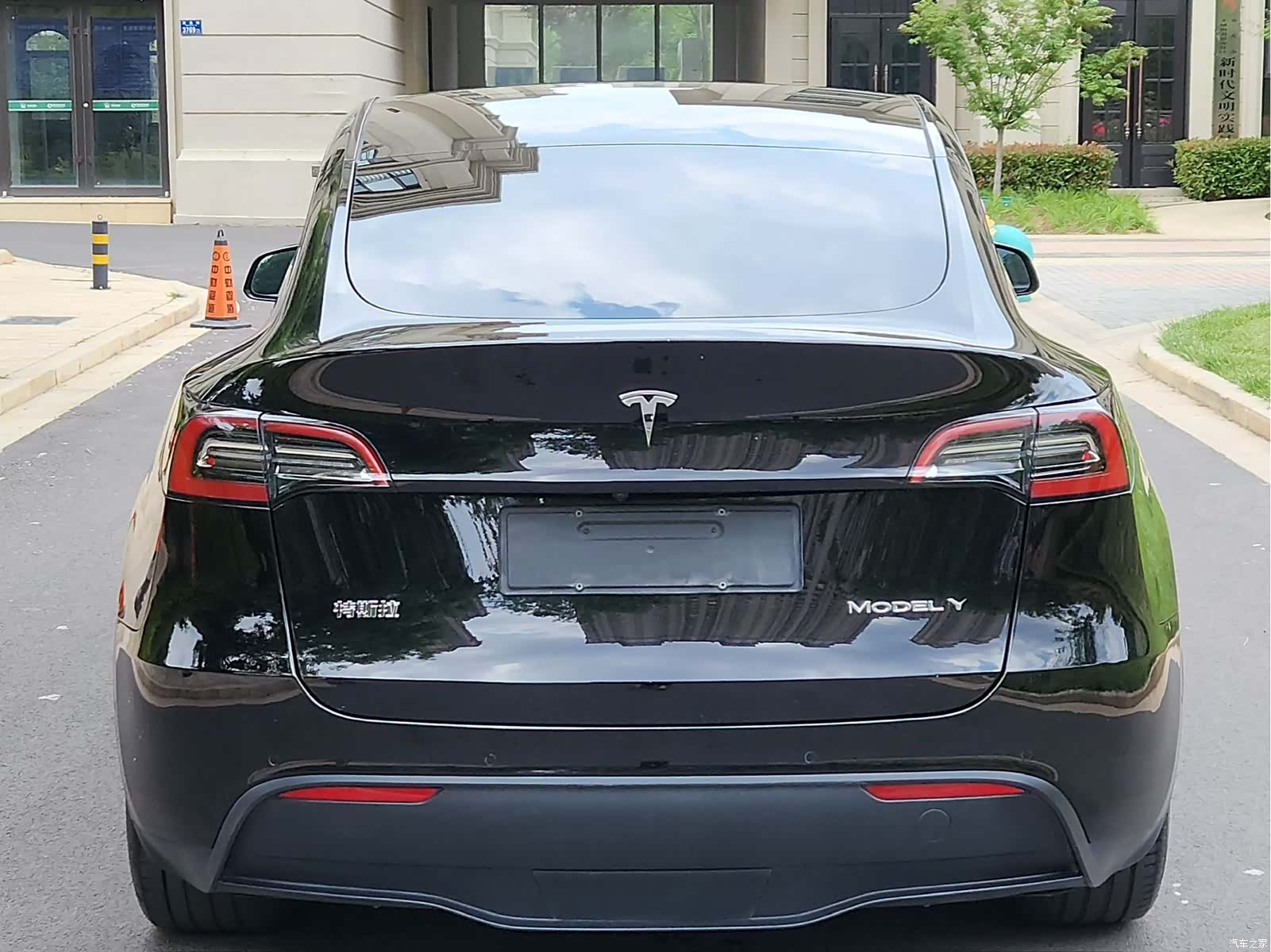 Tesla Model Y, 2022 8