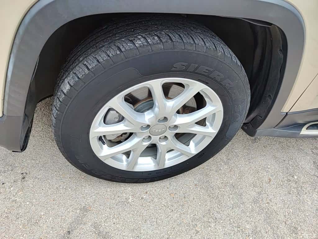 Jeep Cherokee, 2018 25