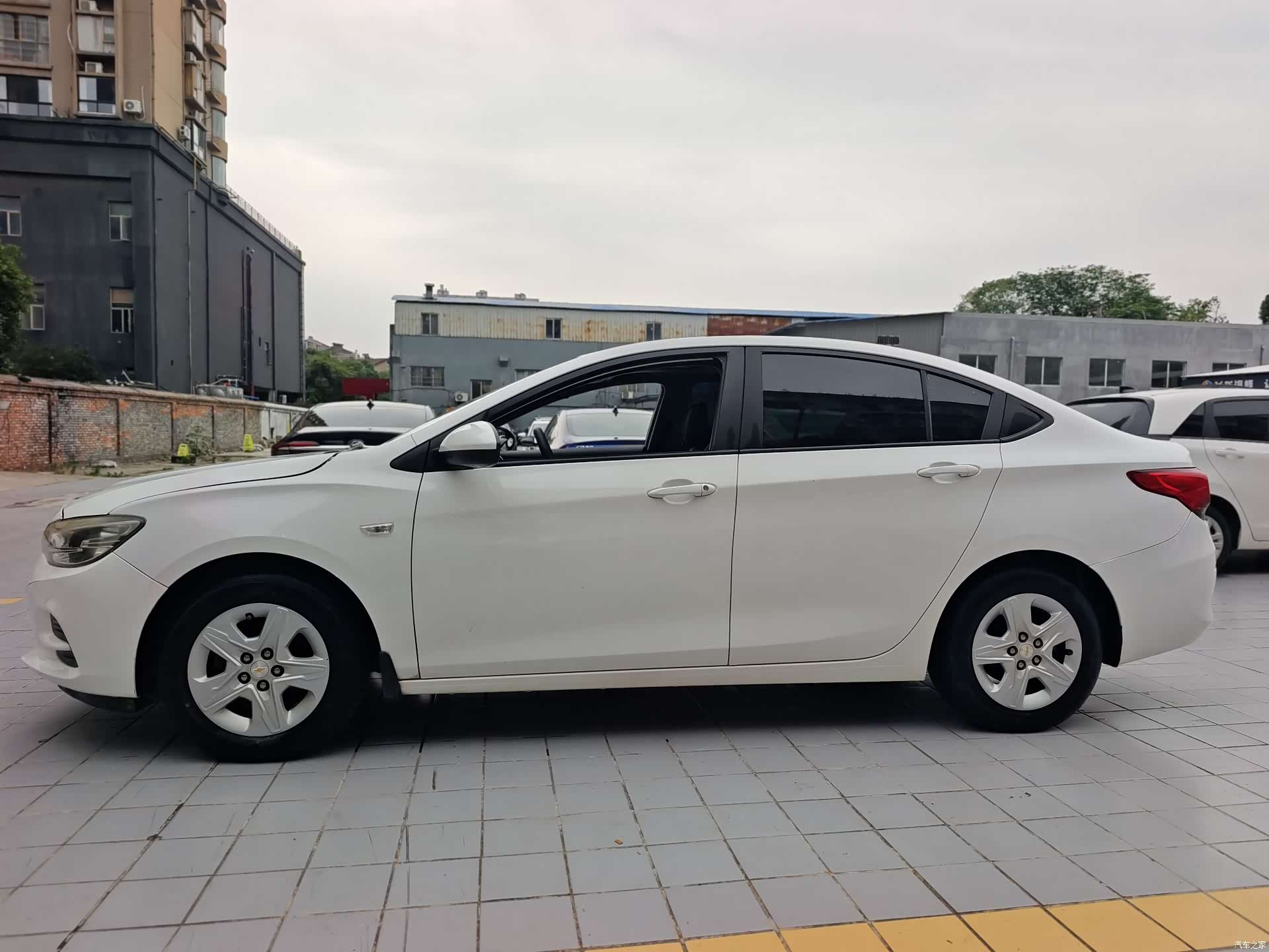 Chevrolet 320, 2018 4