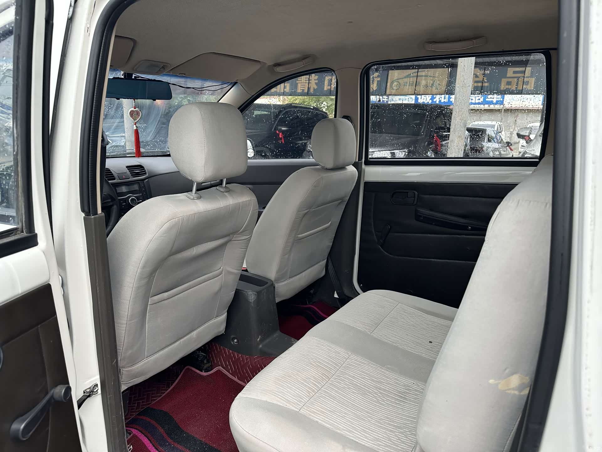 Wuling Hongguang, 2017 6