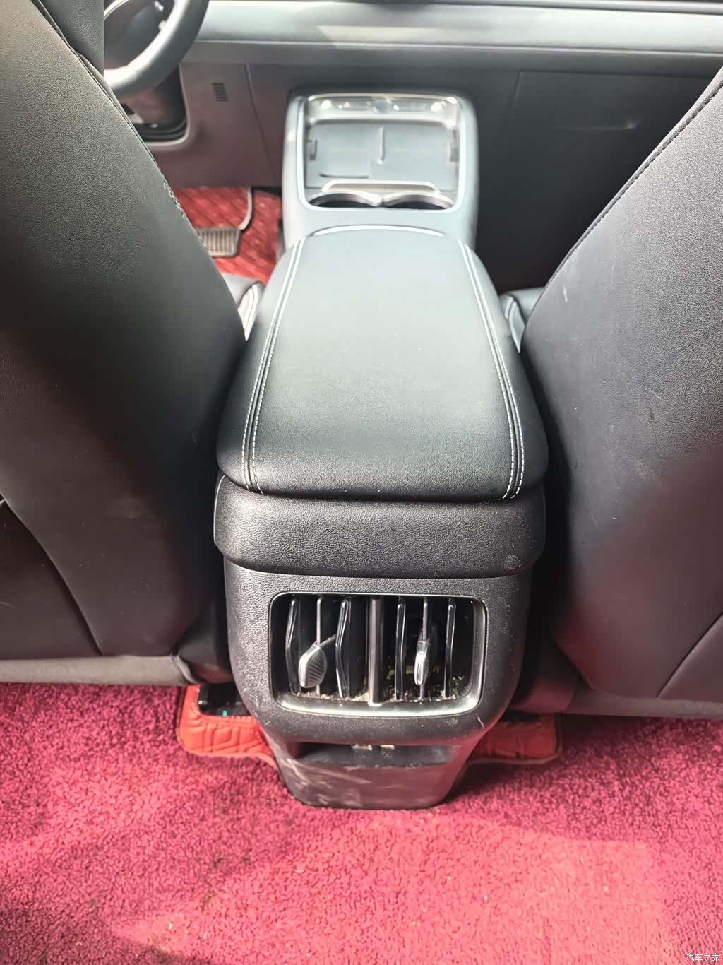 BYD HiAce, 2025 11