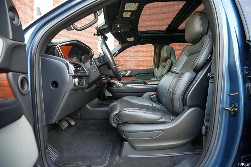 Lincoln Navigator, 2019 6