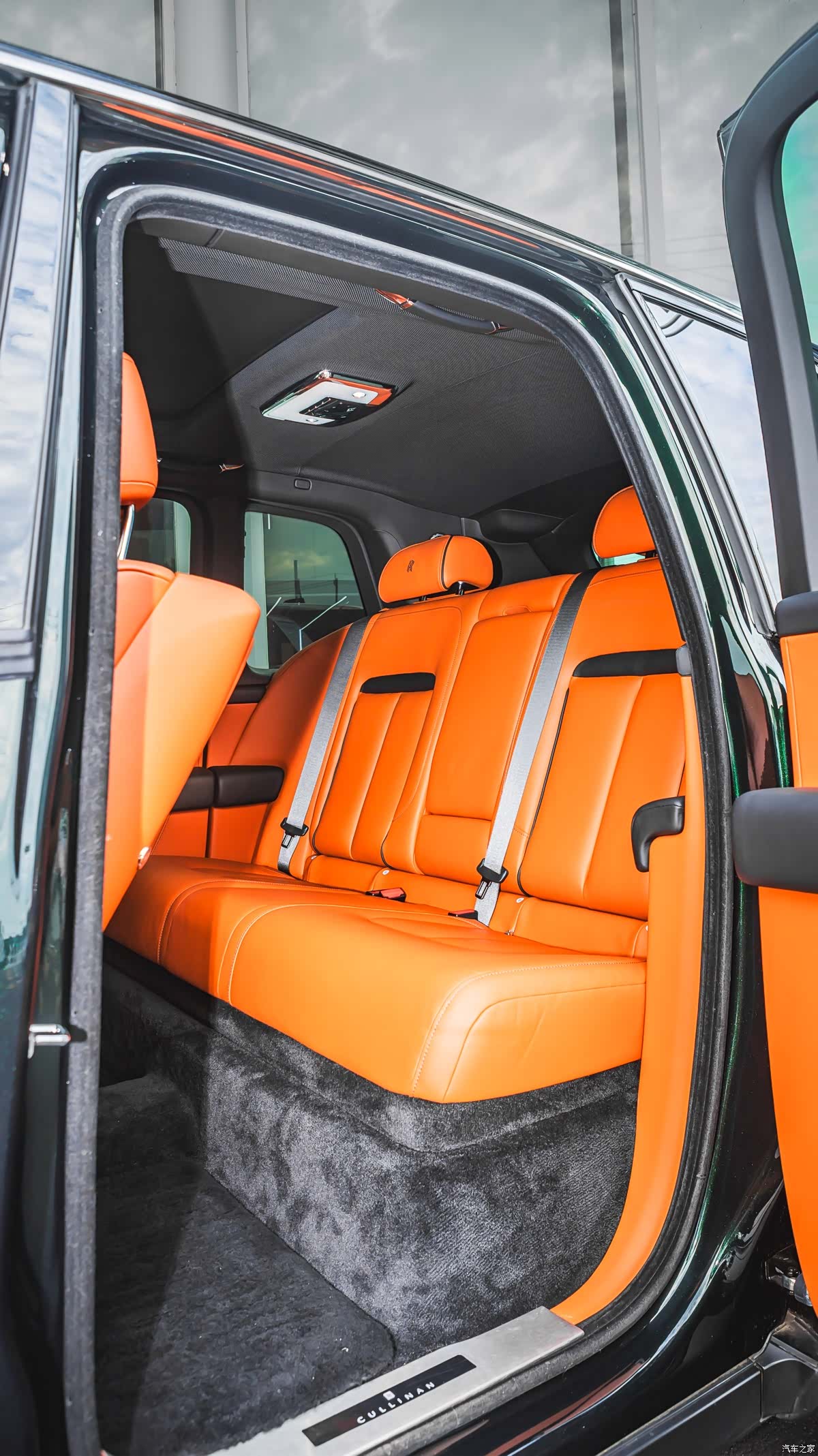Rolls-Royce Cullinan, 2020 7