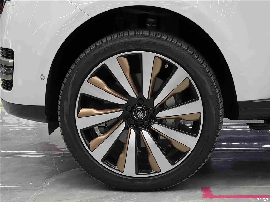 Land Rover Range Rover, 2024 4