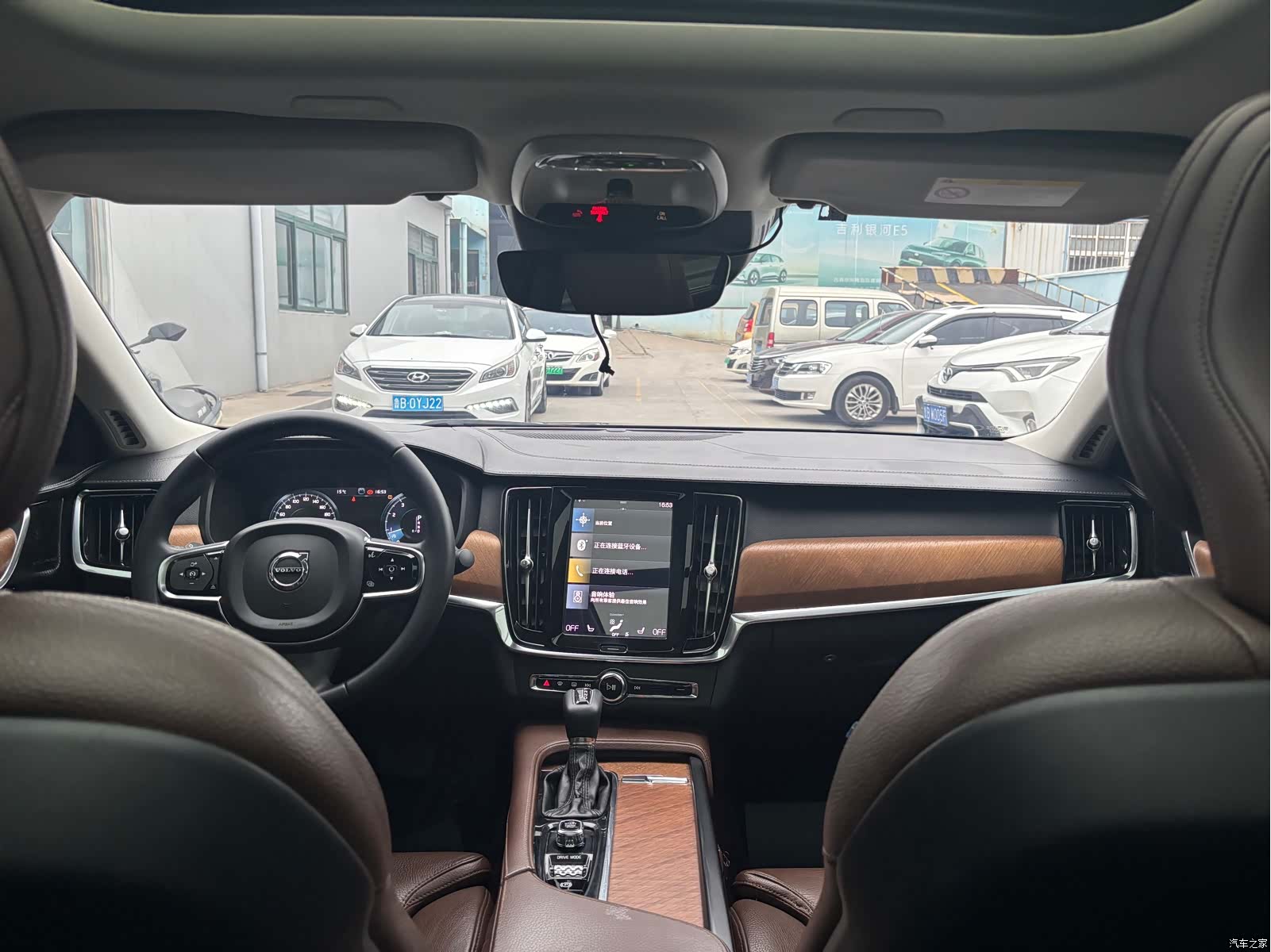 Volvo S90, 2020 все фото