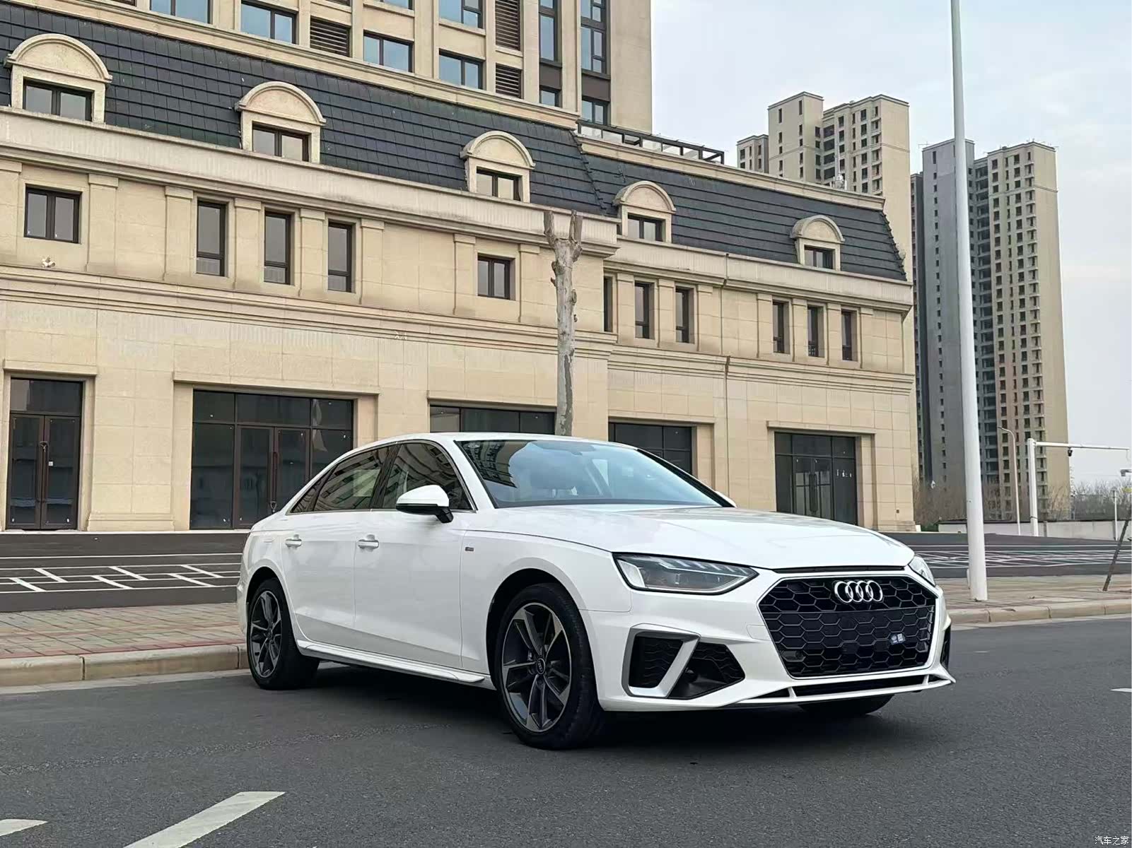 Audi A4L, 2023 3