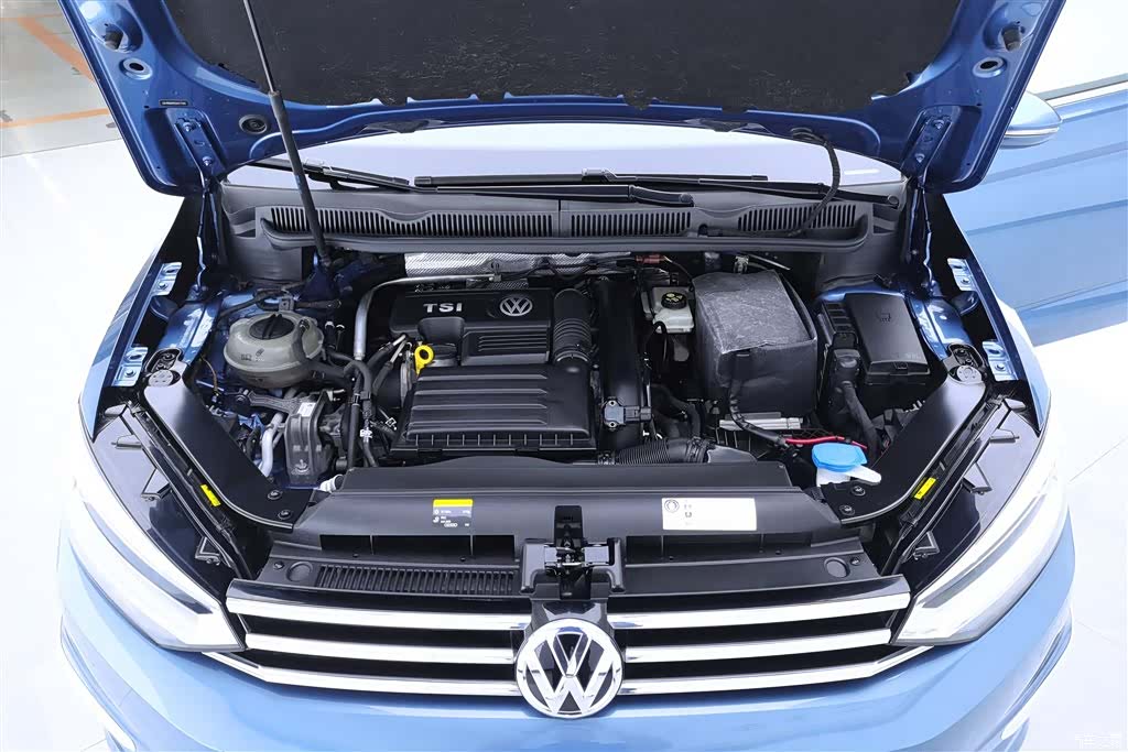 Volkswagen L, 2016 10