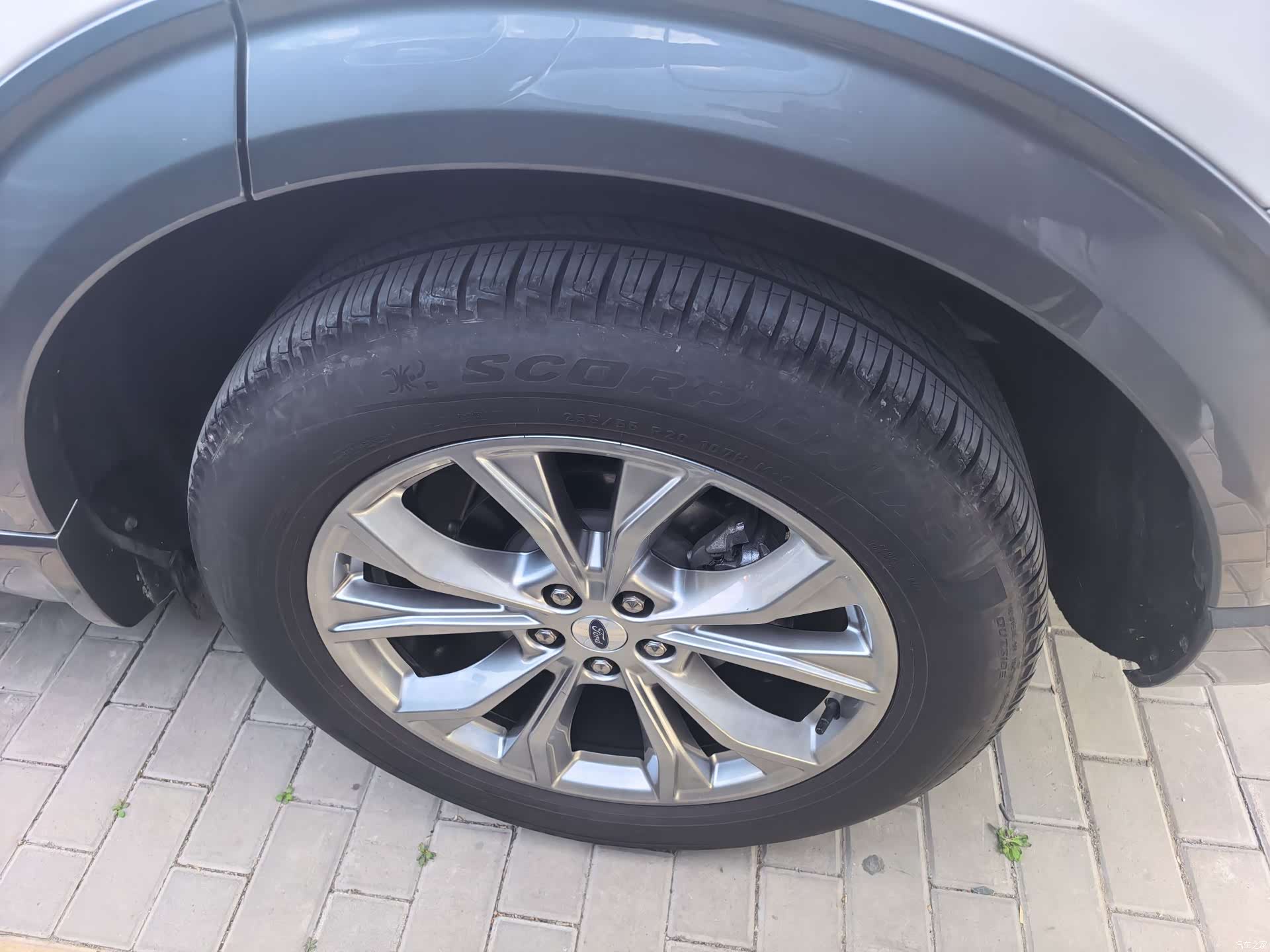 Ford Explorer, 2021 15