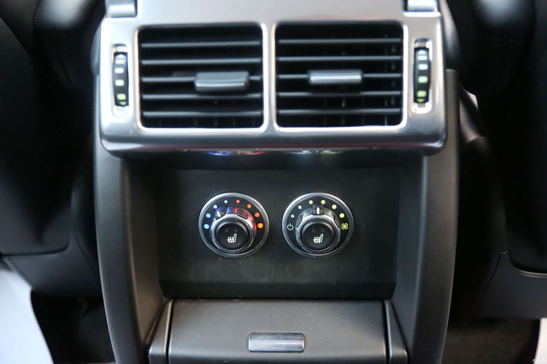 Land Rover Range Rover, 2012 11