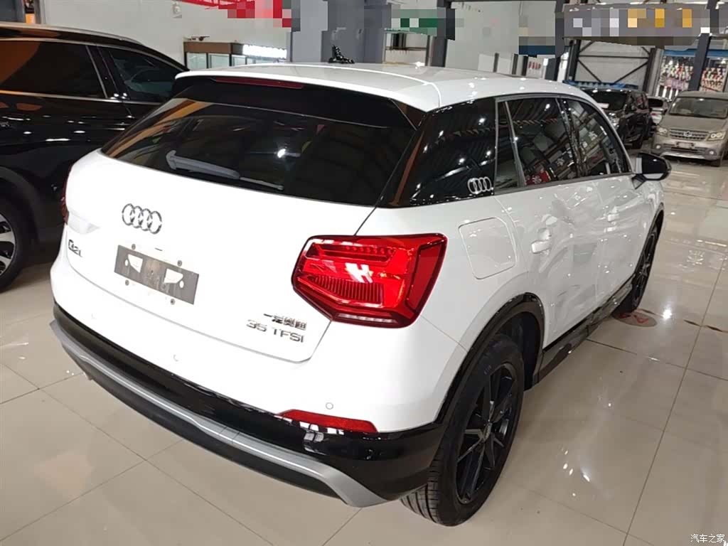 Audi Q2L, 2020 7
