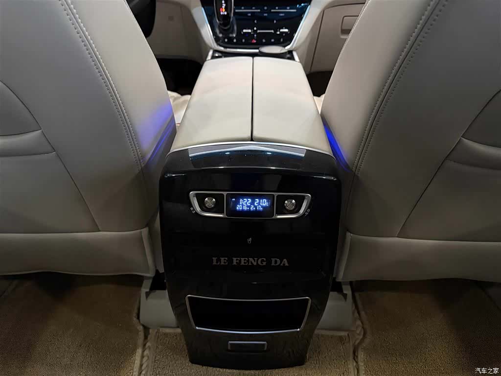 Buick GL8, 2021 30