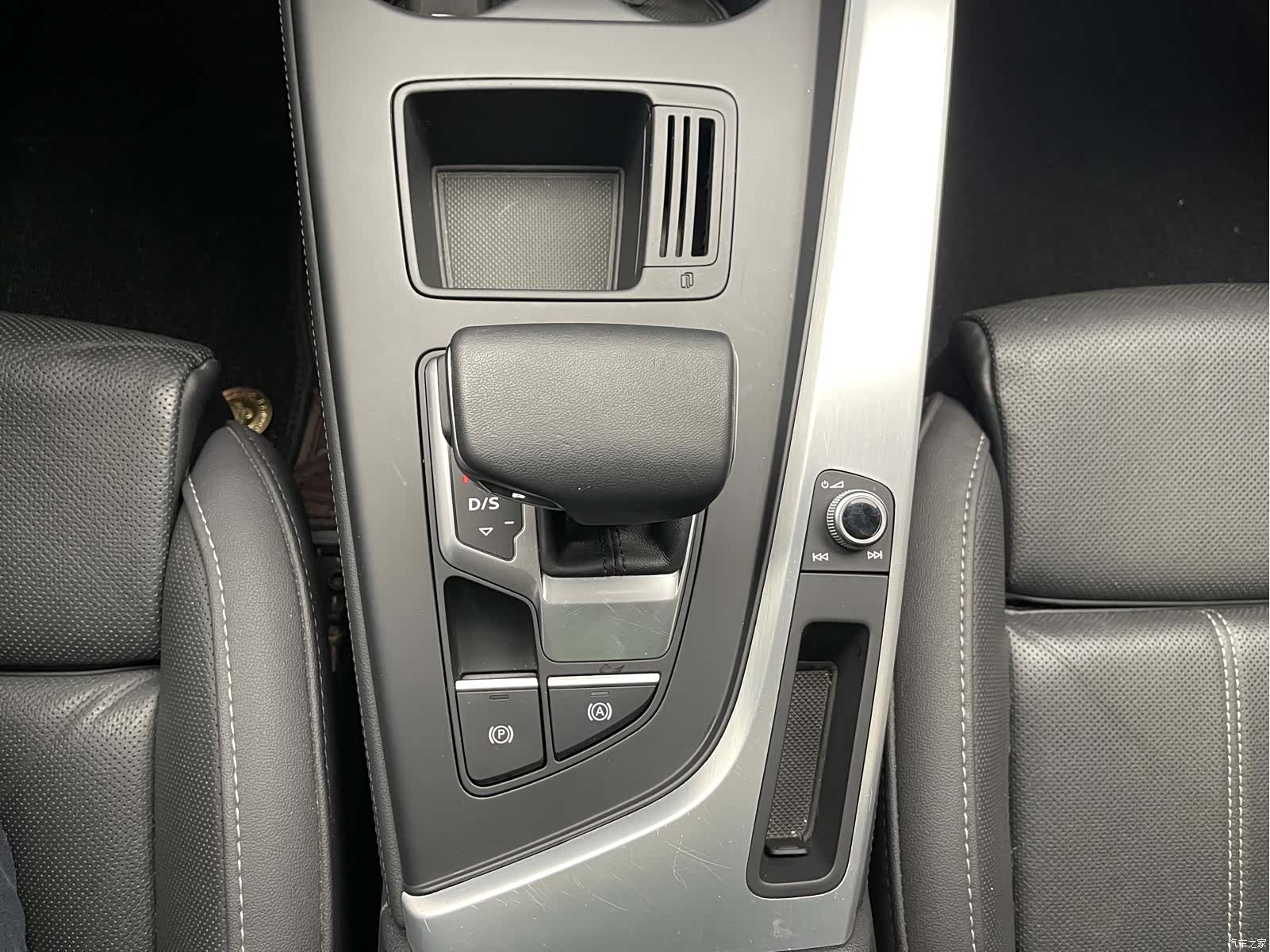 Audi A4L, 2023 21