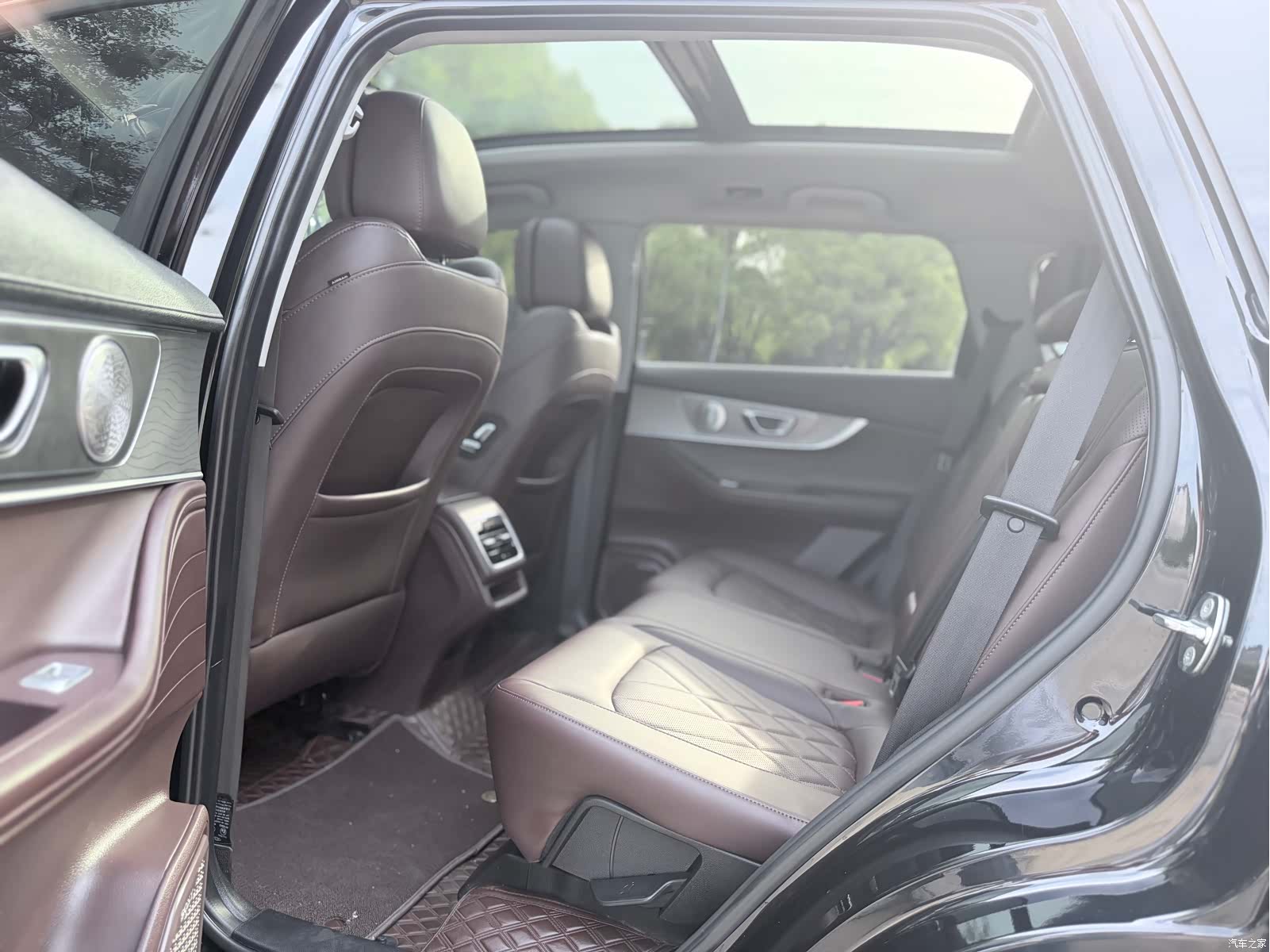 Chery Tiggo 8, 2023 10