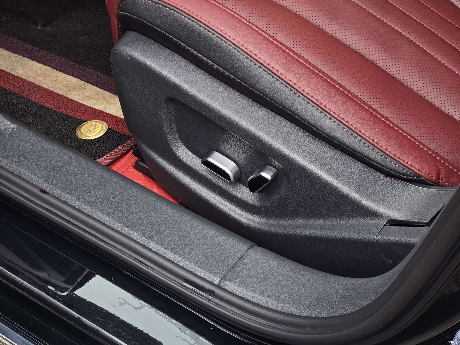 Hongqi H5, 2025 21