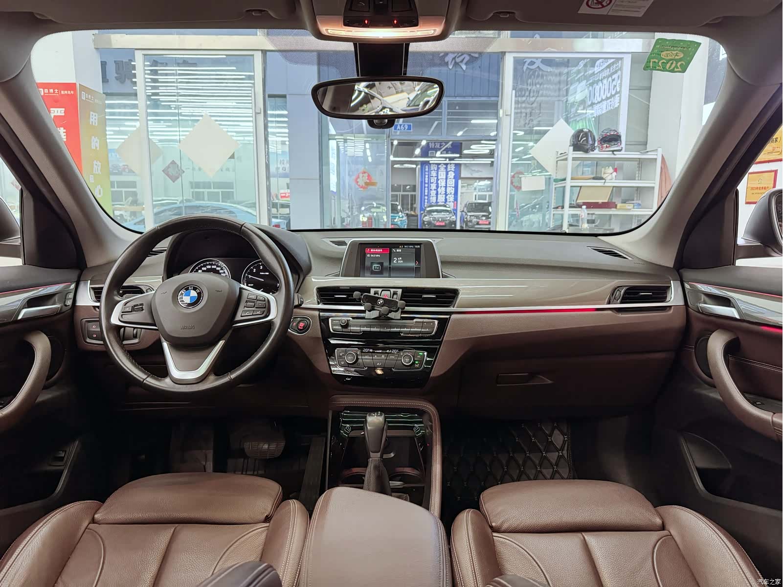 BMW X1, 2019 11