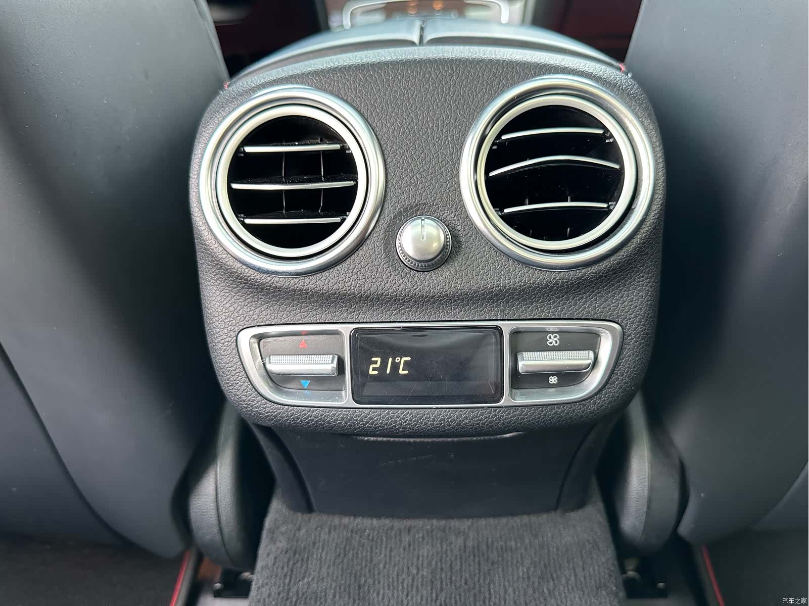 Mercedes-Benz C-Class, 2017 10