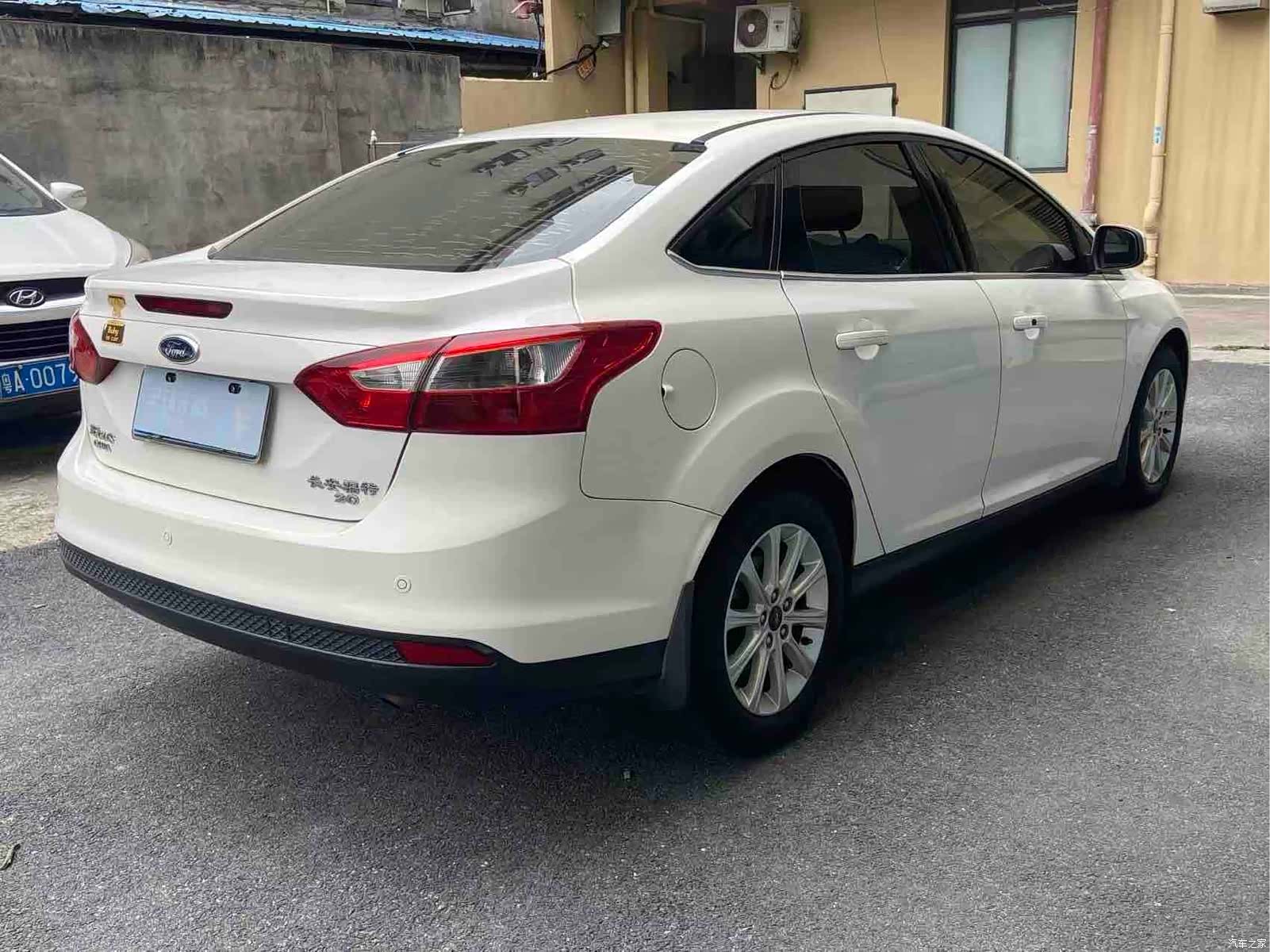 Ford Focus, 2014 3