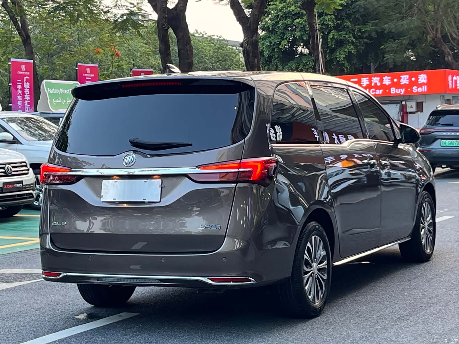 Buick GL8, 2023 4