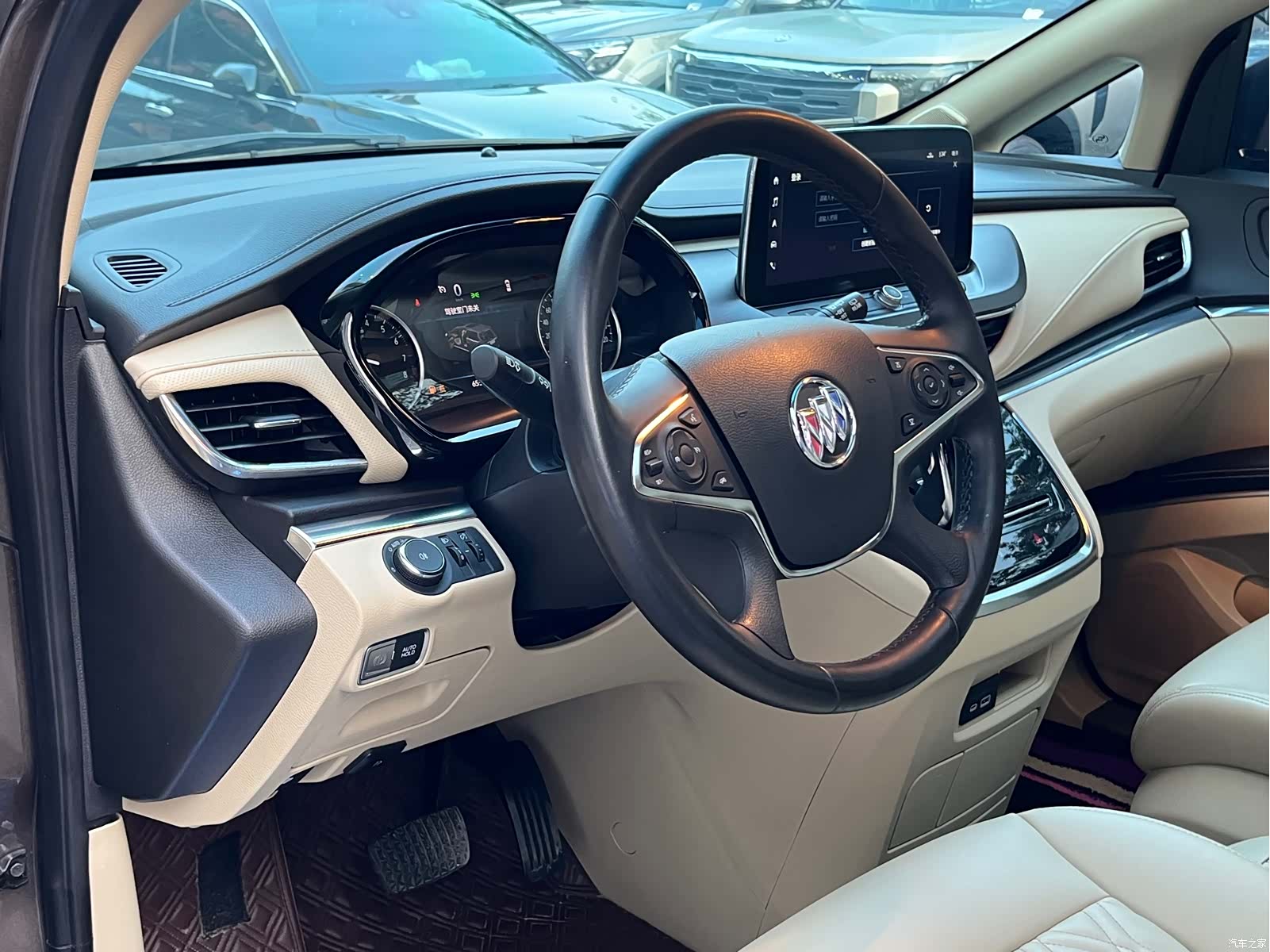 Buick GL8, 2023 17