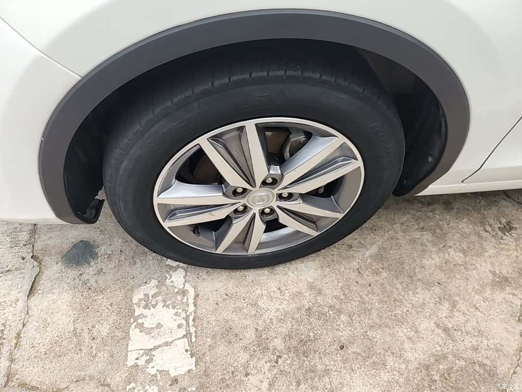 Changan Eado, 2015 23