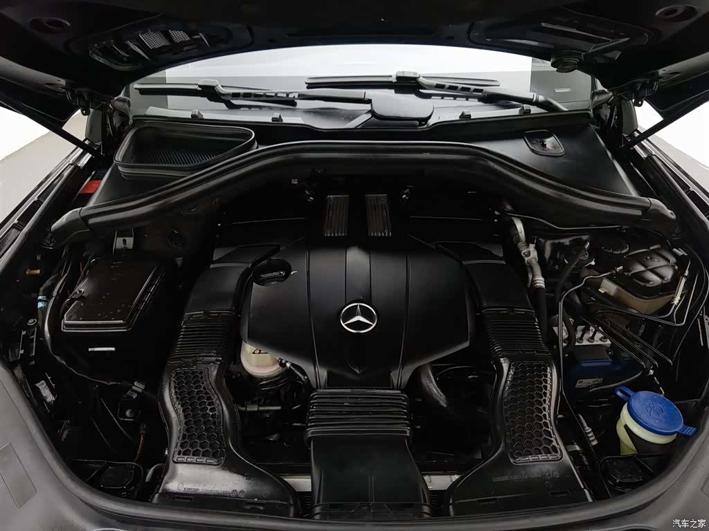 Mercedes-Benz GL-Class, 2015 6