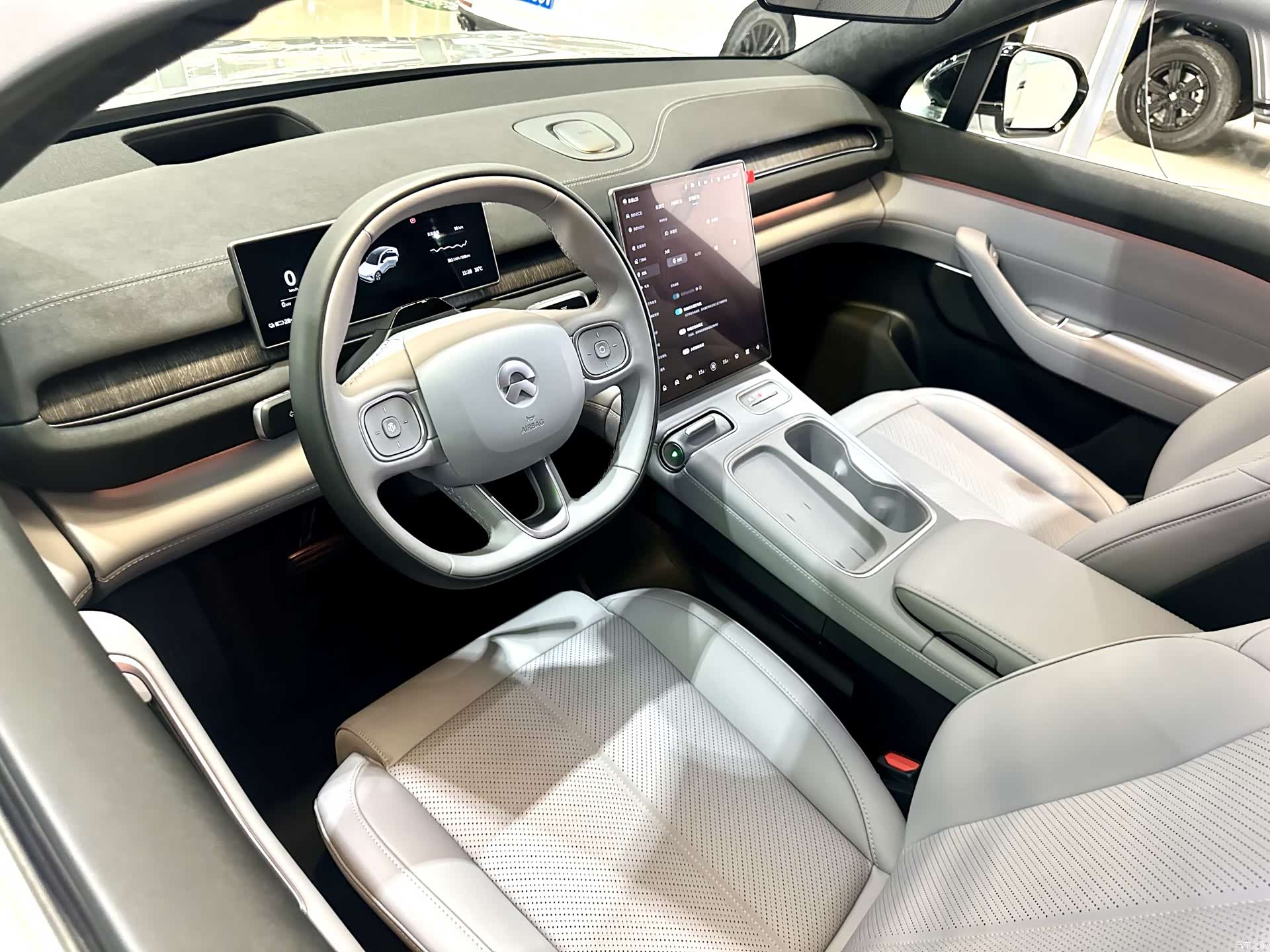 NIO EC6, 2024 11