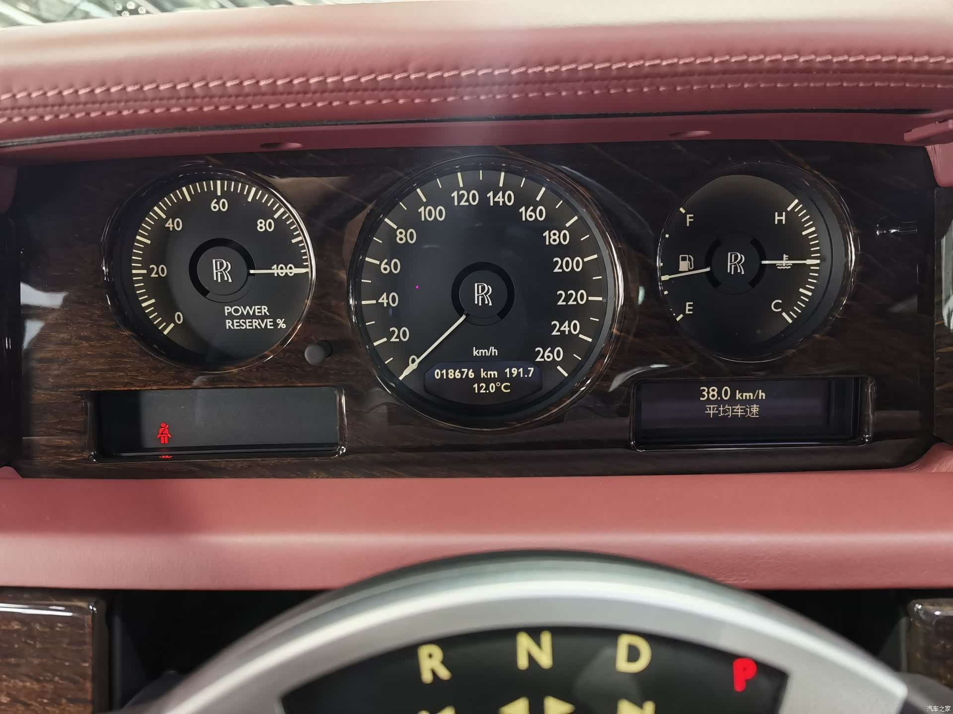 Rolls-Royce Phantom, 2016 все фото