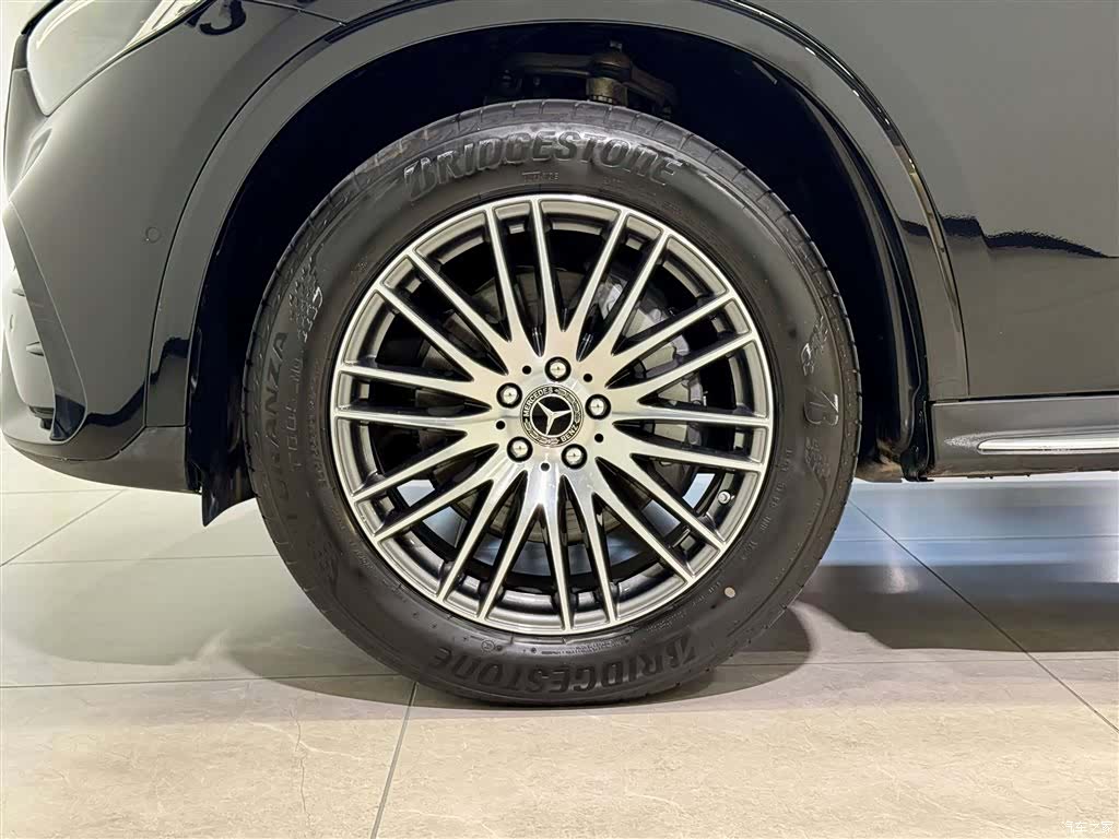 Mercedes-Benz GLC, 2024 29