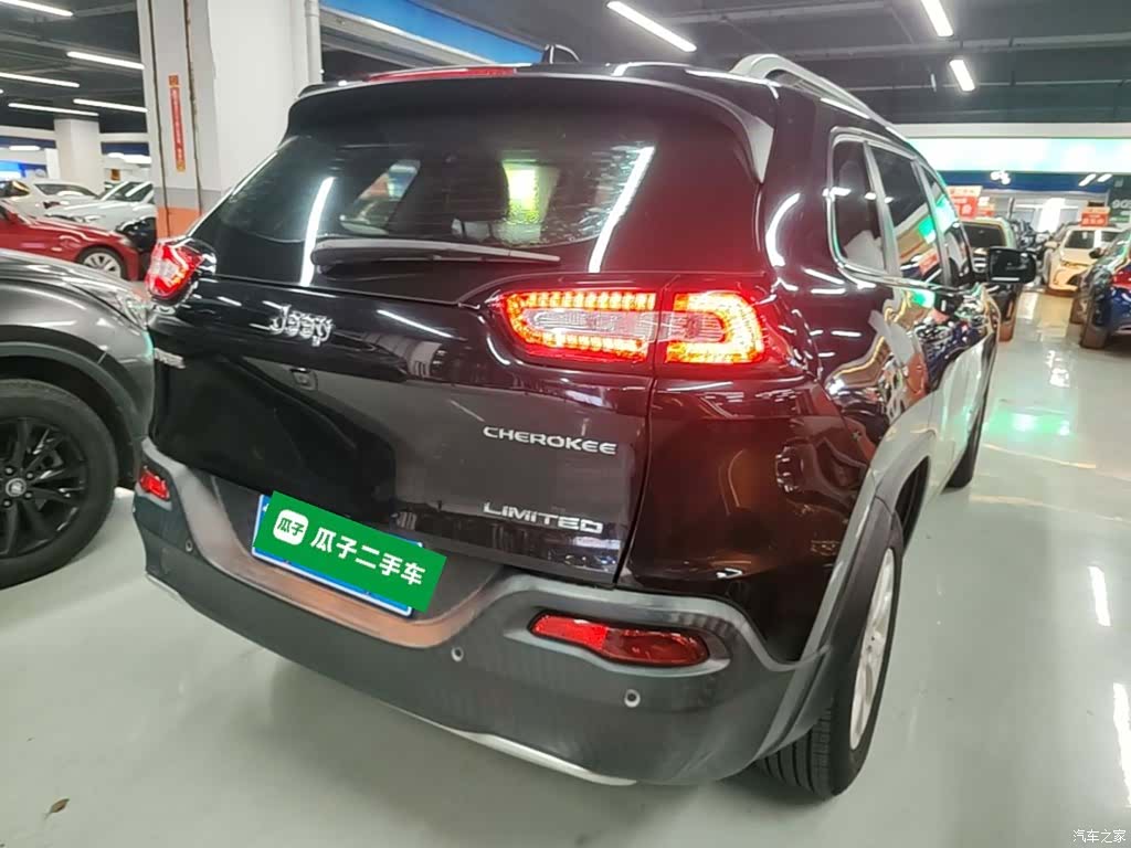 Jeep Cherokee, 2017 7