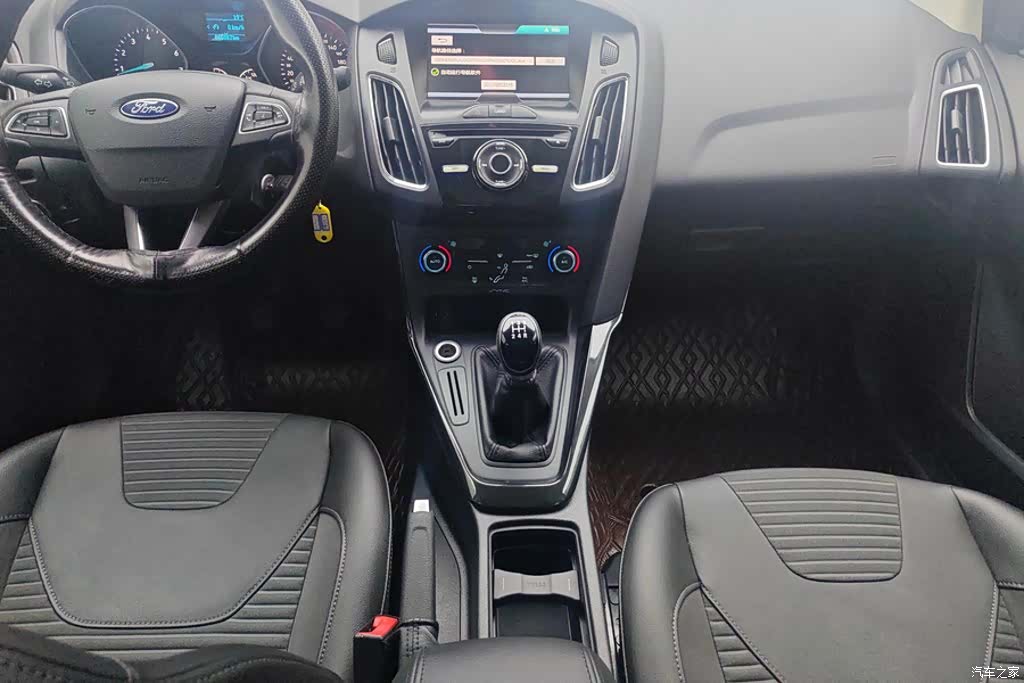 Ford Focus, 2017 16