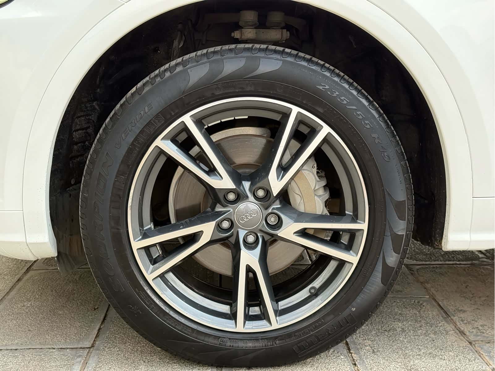 Audi Q5L, 2018 28