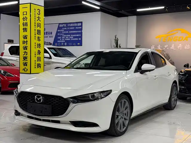 Mazda 3 2021 — купить из Китая под заказ