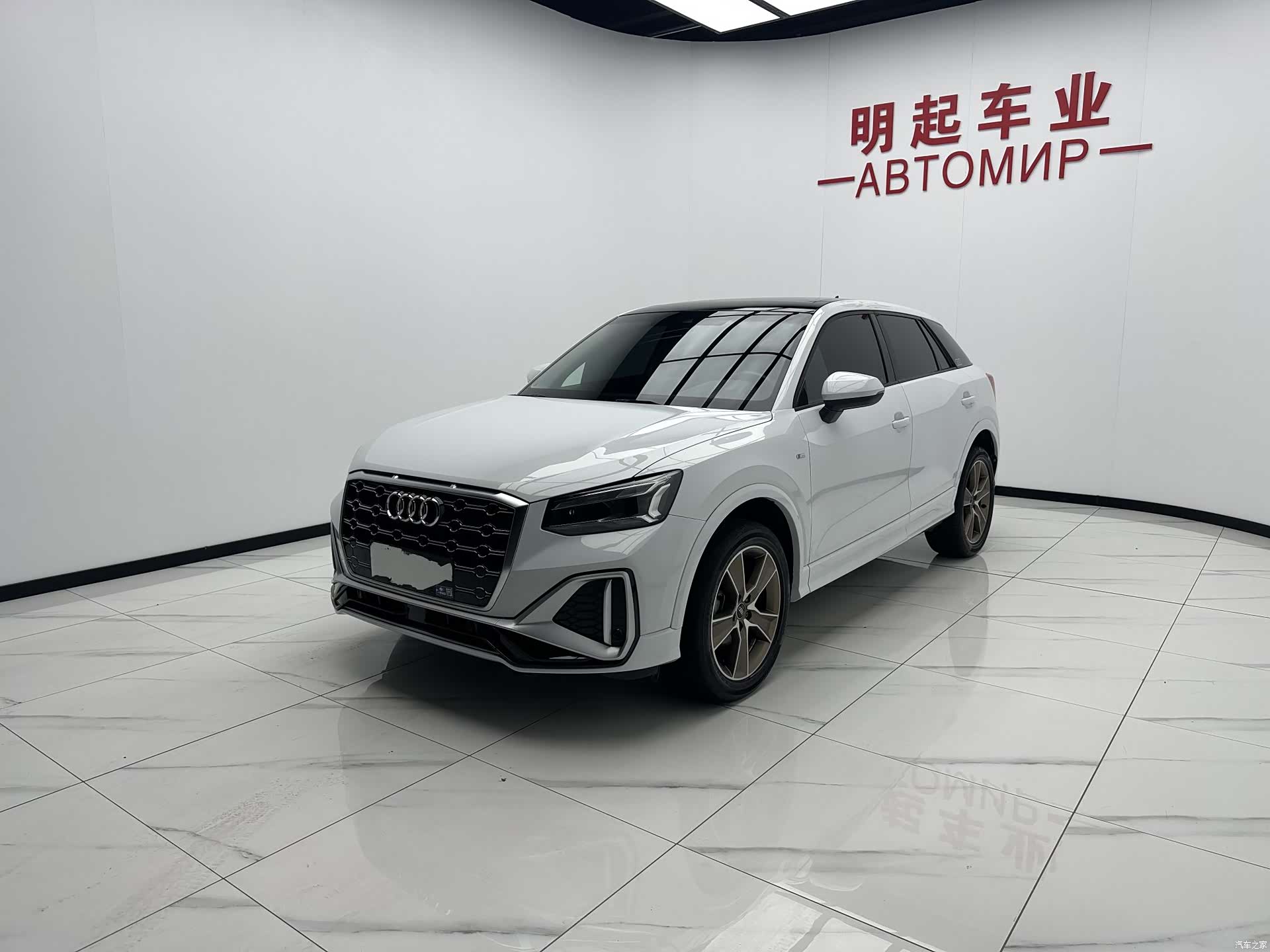 Audi Q2L, 2022 3