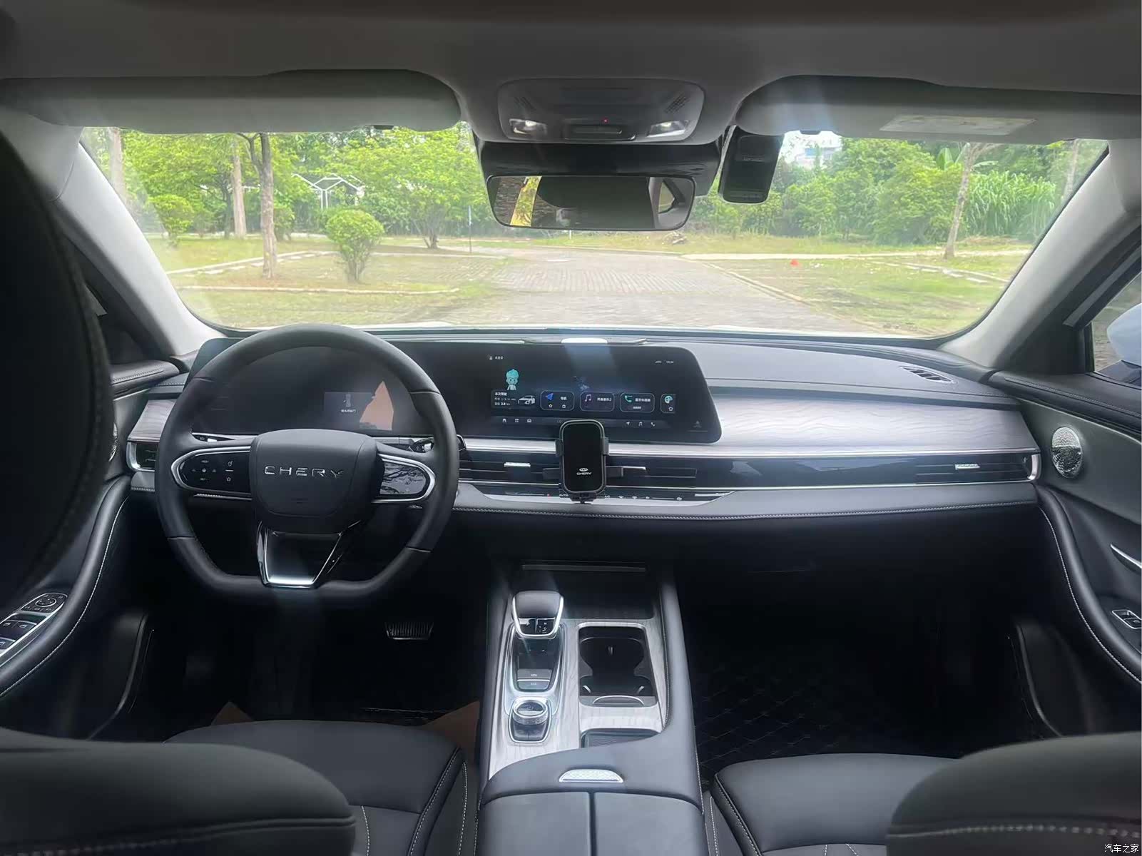 Chery Arrizo 8, 2025 8