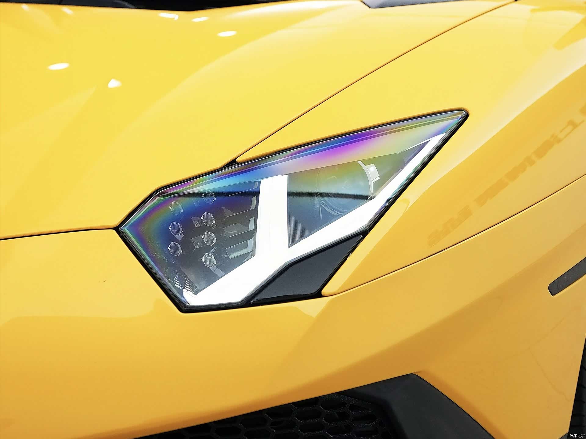Lamborghini Aventador, 2016 10