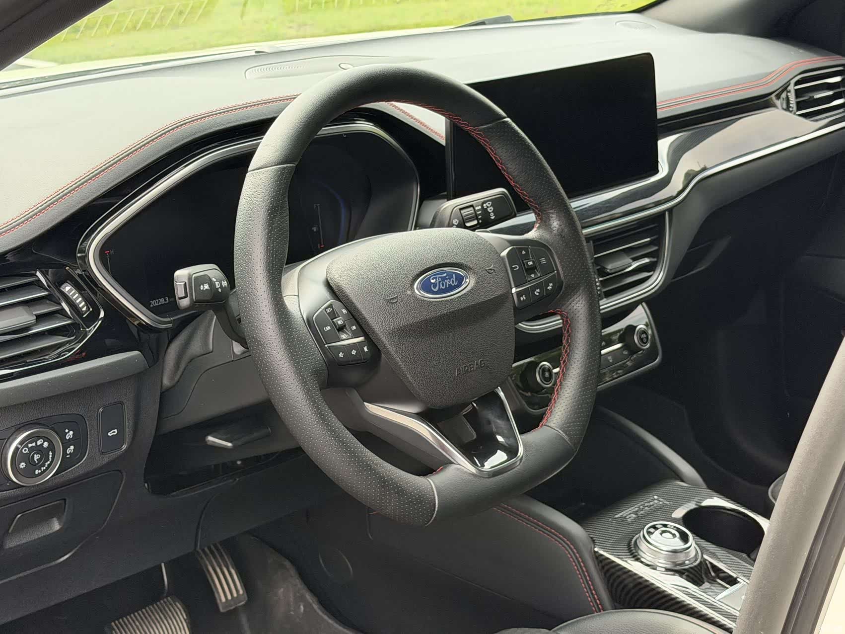 Ford Focus, 2021 8