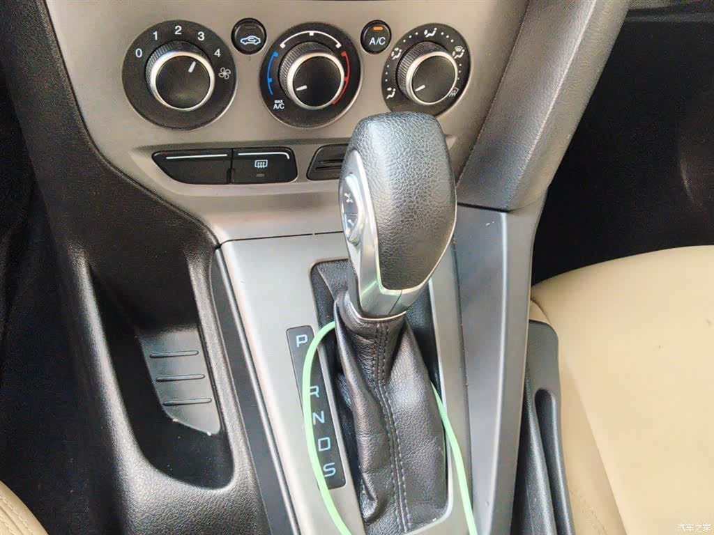 Ford Focus, 2014 15