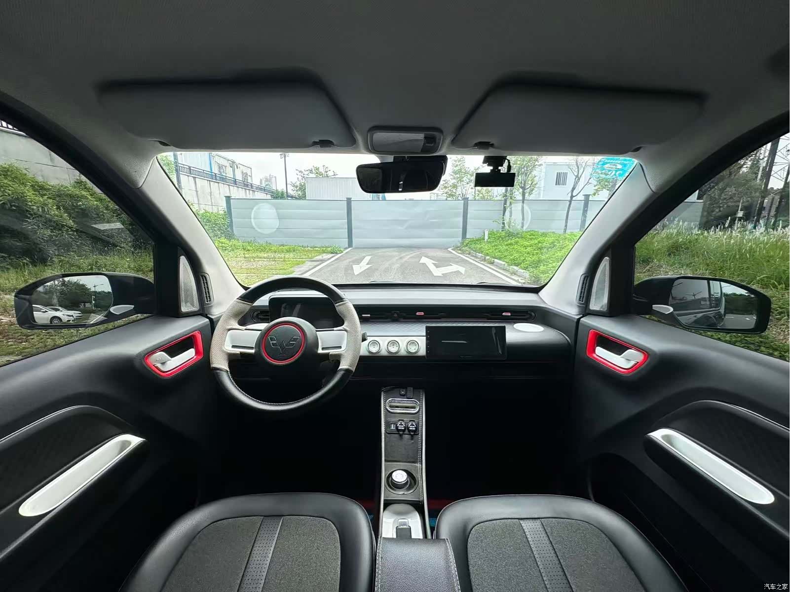 Wuling MINIEV, 2022 все фото