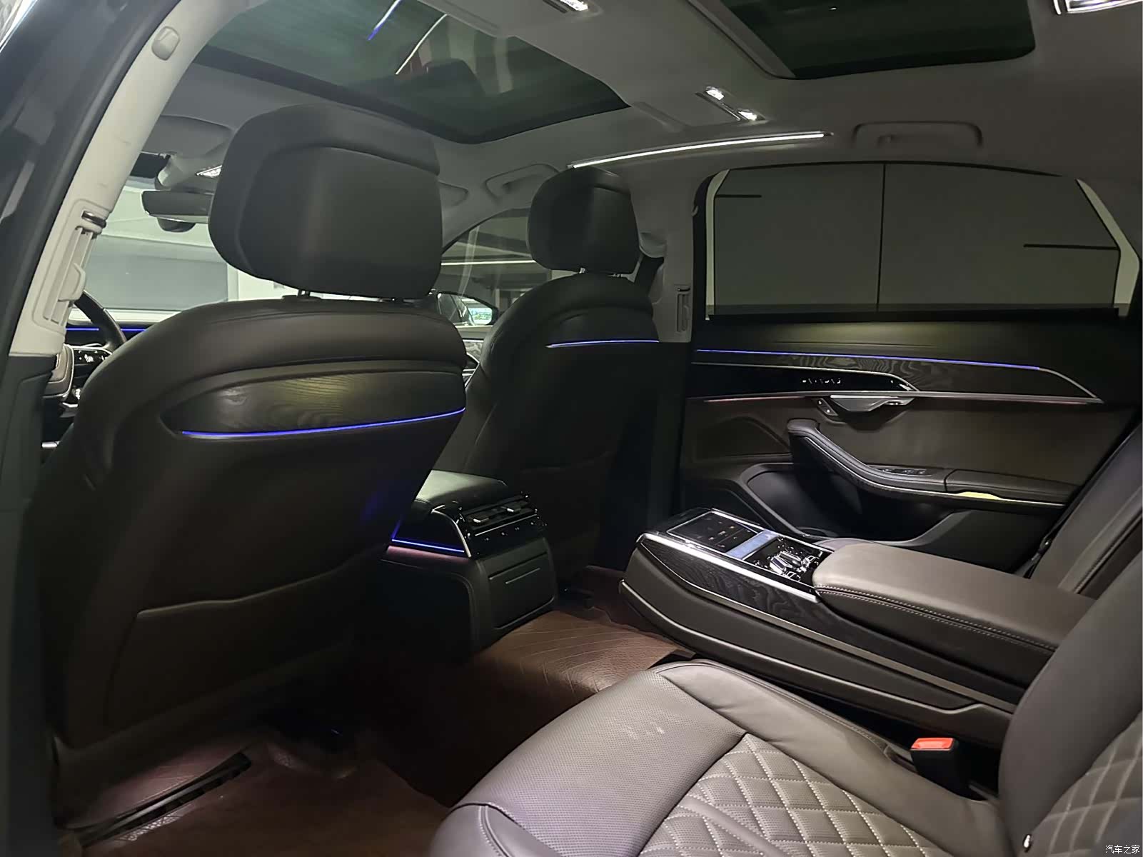 Audi A8L, 2023 16