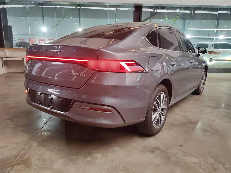 BYD Qin Yuan BYD Qin Yuan