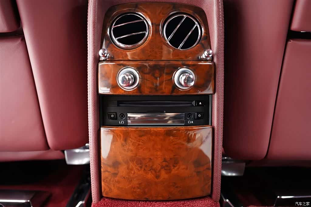 Rolls-Royce Phantom, 2013 24