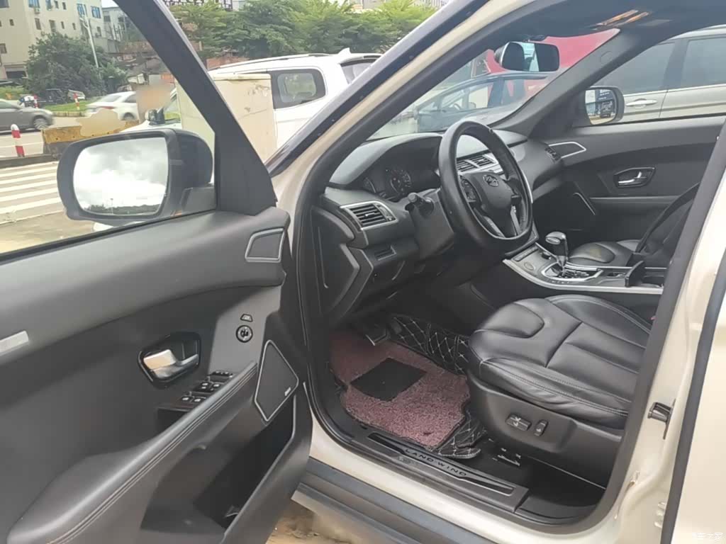 Landwind X7, 2016 16