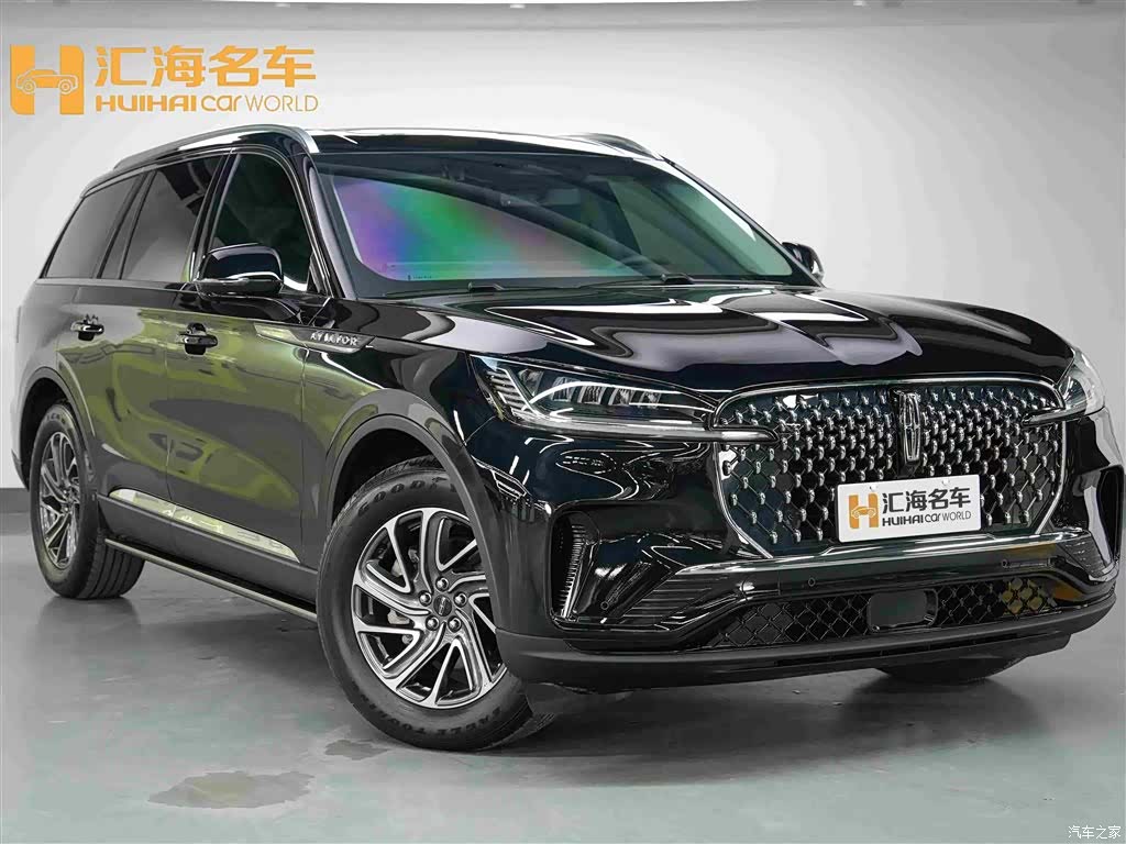 Lincoln Aviator, 2025 3