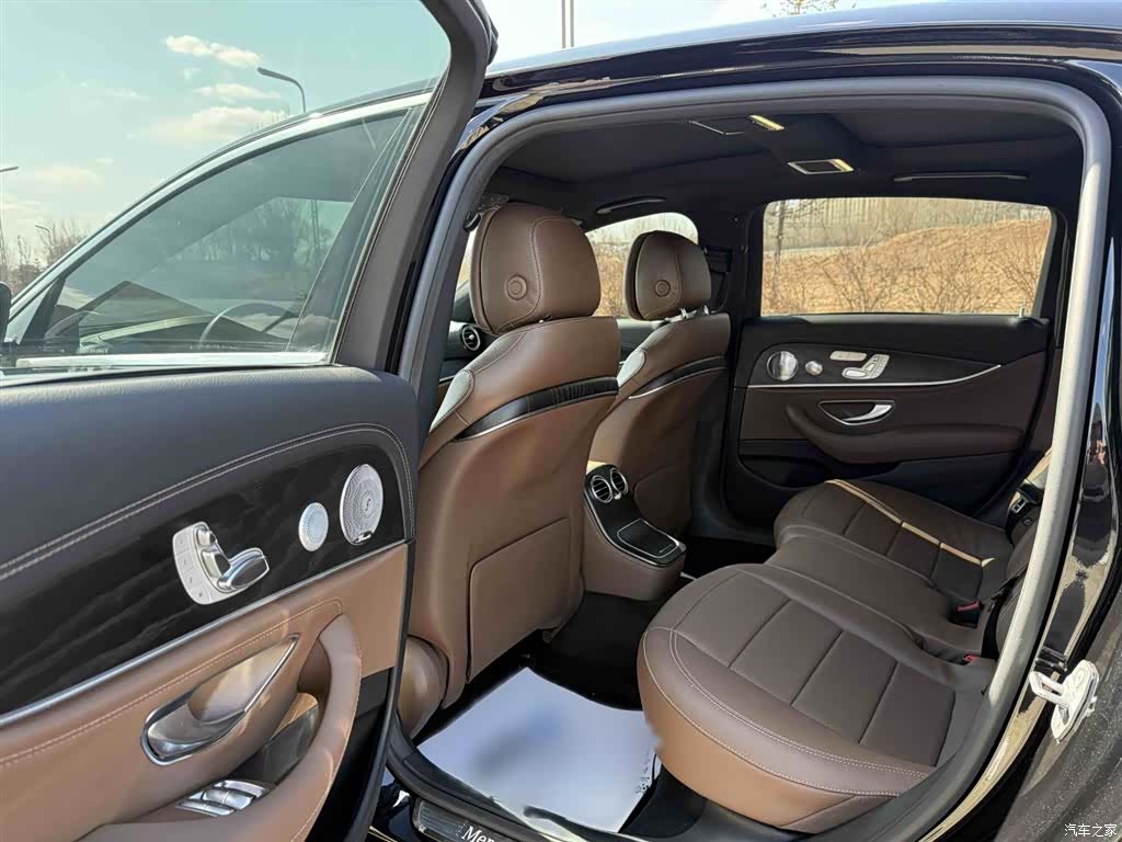 Mercedes-Benz E-Class, 2020 20