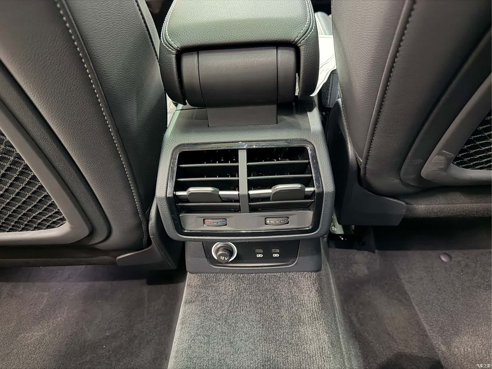 Audi Q3, 2022 17