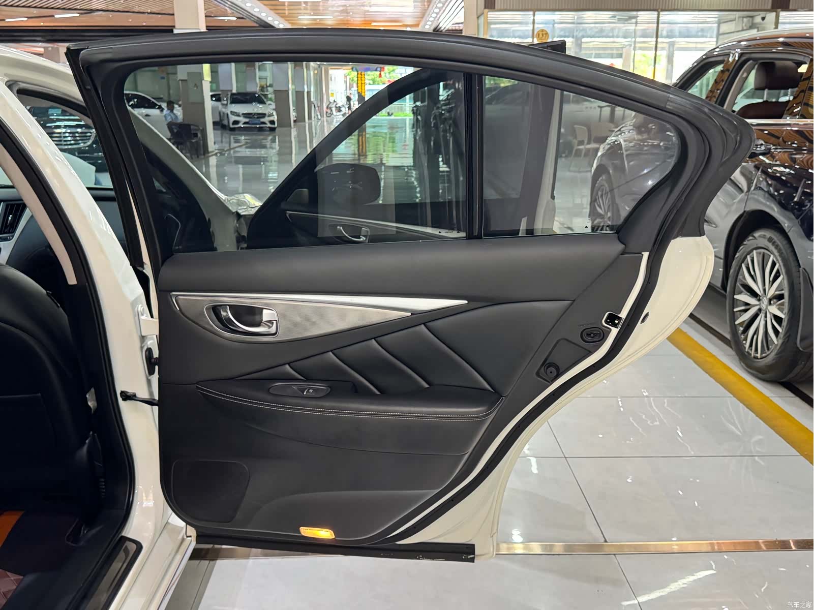 Infiniti Q50L, 2020 15